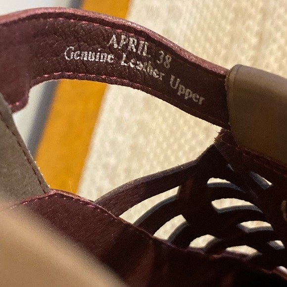 SOLD - Picture 7 of 8